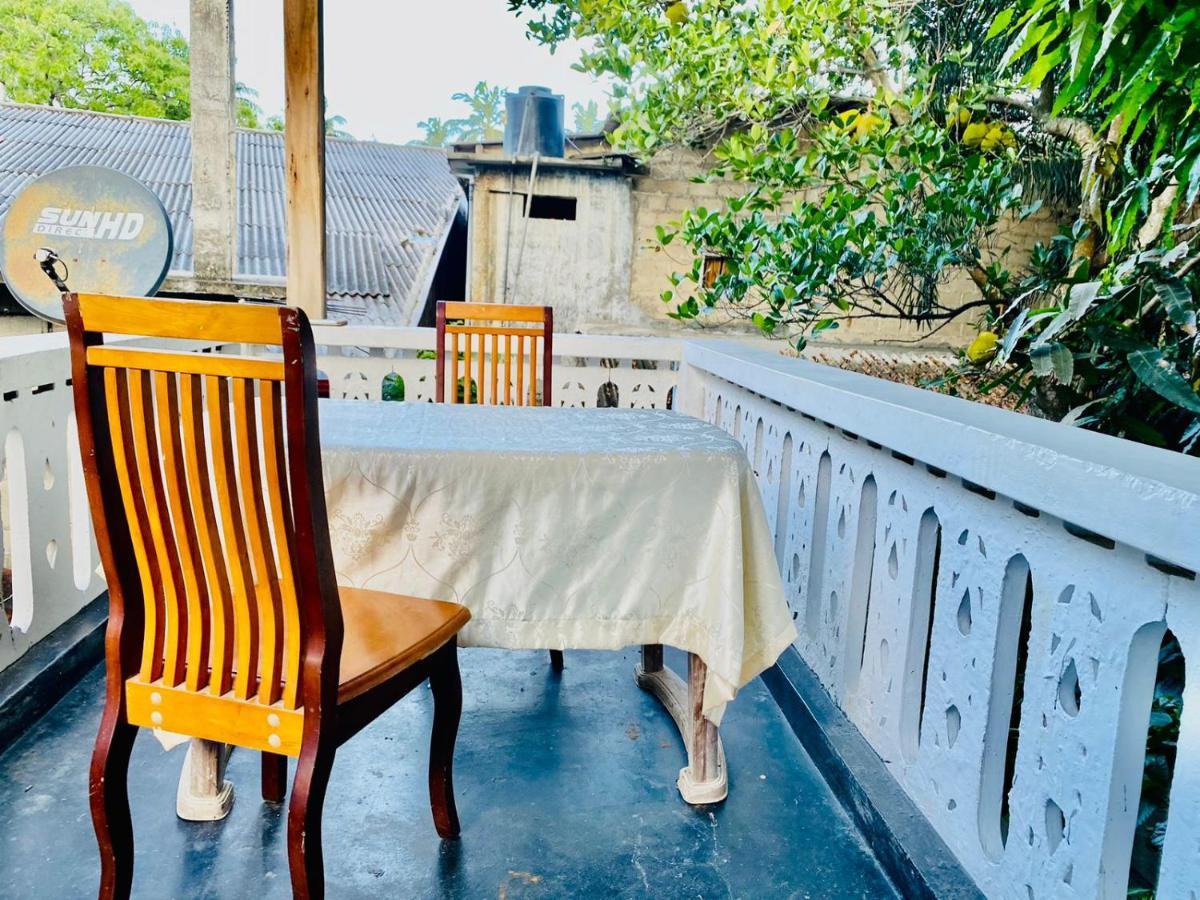 Bay Inn Surf Villa Arugam Bay Exterior foto